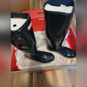 Hunter Gloss Finish Tall Navy Rain Boots